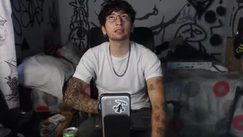 dominus_kane online show from December 17, 10:38 pm