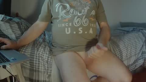 Snapshot of domjolly08 chatting on December 16, 2:11 pm David uk online show from December 16, 2:11 pm