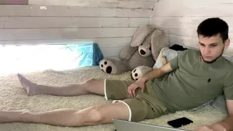 Snapshot of donald_boy chatting on April 15, 10:44 am Stephanie and online show from April 15, 10:44 am