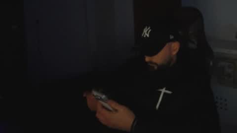 Snapshot of donchriiis chatting on March 26, 3:01 am donchriiis online show from March 26, 3:01 am