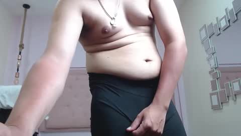 dondanys online show from September 11, 9:48 pm