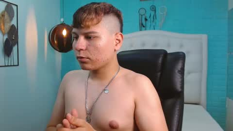 dondanys online show from September 29, 7:08 pm