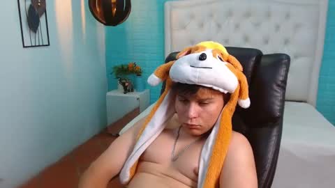 dondanys online show from October 1, 8:26 pm