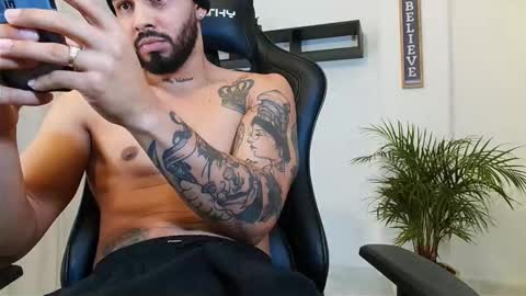 Victor online show from October 2, 5:31 pm