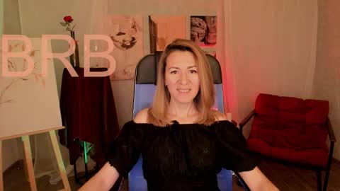 Donna online show from February 13, 7:43 pm