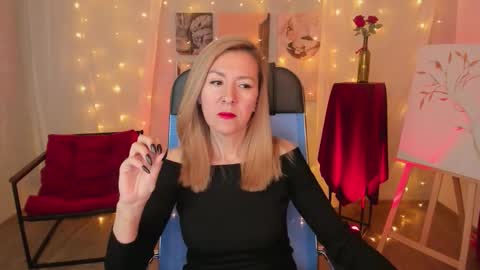 Donna online show from February 18, 6:48 pm