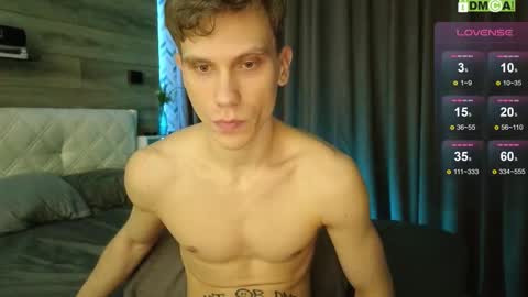 Snapshot of donnikon chatting on November 30, 7:51 pm Nikon online show from November 30, 7:51 pm