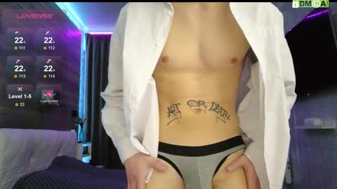 Snapshot of donnikon chatting on January 15, 7:39 pm Nikon online show from January 15, 7:39 pm