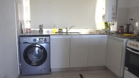 Donatella online show from November 17, 11:49 am