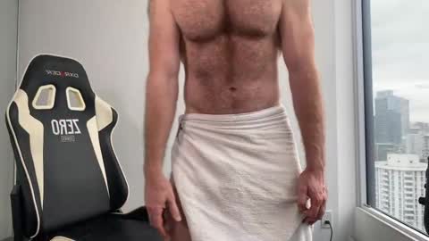 Snapshot of donnybasilisk chatting on October 7, 6:38 pm Donny online show from October 7, 6:38 pm