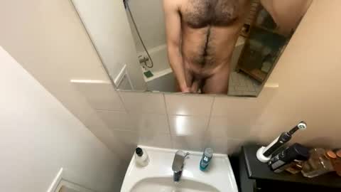 Snapshot of donp98 chatting on January 2, 12:57 pm Paolodinhero online show from January 2, 12:57 pm