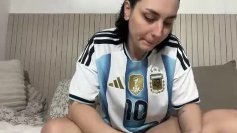 Iara online show from July 19, 10:35 pm