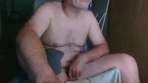 Snapshot of dontwalkonthegrass2 chatting on July 2, 11:16 am frenchfirefighter online show from July 2, 11:16 am