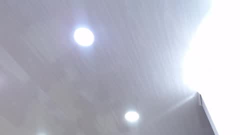 Anny online show from April 5, 2:36 pm