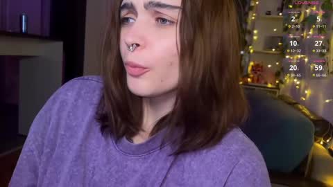 Snapshot of dorfmatratze_ chatting on February 20, 7:30 pm Alice online show from February 20, 7:30 pm