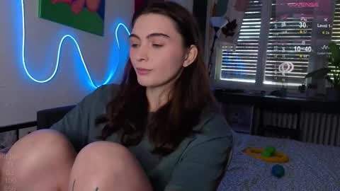 Alice online show from November 21, 9:52 am