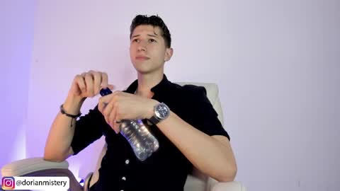 dorian_mystery online show from April 14, 11:00 pm