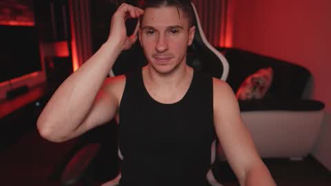 Dorian Reyes online show from November 30, 9:52 pm