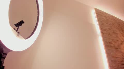  DOROTHY online show from February 20, 6:06 am