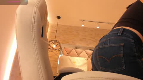  DOROTHY online show from March 5, 6:23 am