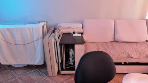 Snapshot of dorotty_ chatting on June 14, 11:29 pm Your Dorotty online show from June 14, 11:29 pm