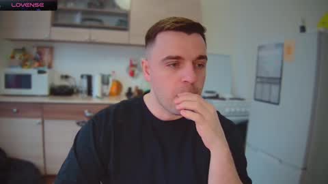 Snapshot of dosilasa chatting on February 12, 10:14 am Sasha online show from February 12, 10:14 am