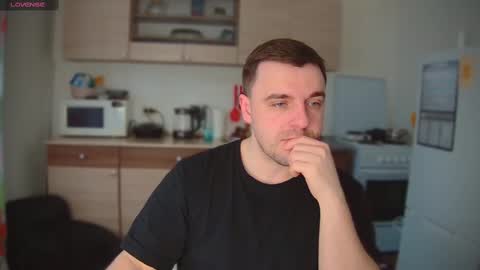 Snapshot of dosilasa chatting on March 2, 6:37 am Sasha online show from March 2, 6:37 am