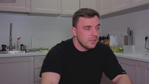 Snapshot of dosilasa chatting on November 29, 4:10 pm Sasha online show from November 29, 4:10 pm