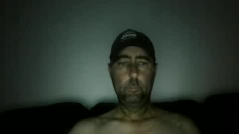 Snapshot of dossy1981 chatting on February 4, 7:36 am dossy1981 online show from February 4, 7:36 am