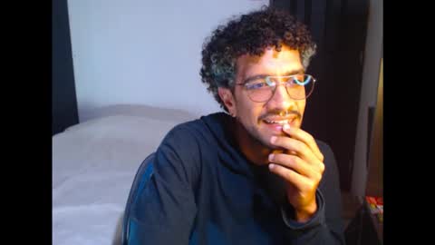 will online show from March 9, 10:03 pm