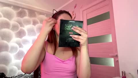 Snapshot of dotharlow chatting on April 2, 4:10 am dotharlow online show from April 2, 4:10 am