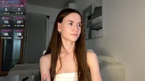 Snapshot of double_sun chatting on May 31, 7:37 pm Alice and Mark online show from May 31, 7:37 pm