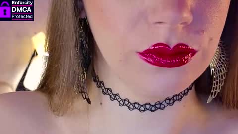 Snapshot of doublemeow chatting on December 2, 2:56 pm Emily online show from December 2, 2:56 pm