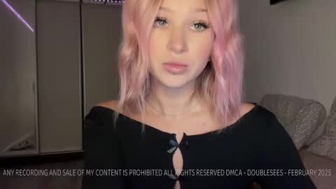 MOLLYYYY dont forget to give me a thumb up online show from February 28, 1:14 pm