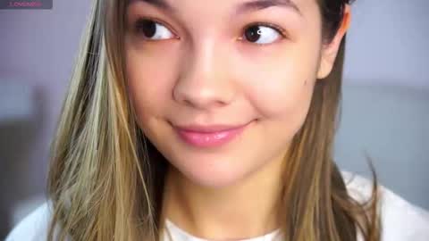 Snapshot of doublevibezzz chatting on February 17, 1:35 am doublevibezzz online show from February 17, 1:35 am