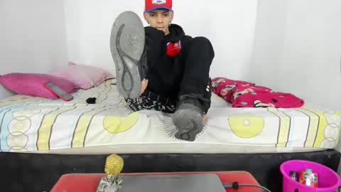 douglas_gallegos online show from December 12, 4:48 am