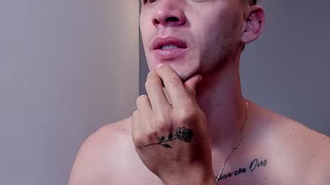 drake_carter1 online show from August 8, 11:34 am