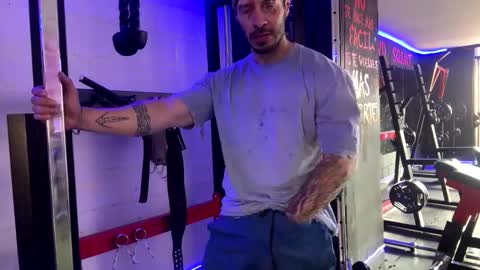 Snapshot of drake_cole11 chatting on February 1, 6:29 pm drake_cole11 online show from February 1, 6:29 pm