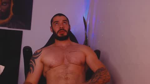 Snapshot of drake_cole11 chatting on March 7, 4:46 am drake_cole11 online show from March 7, 4:46 am