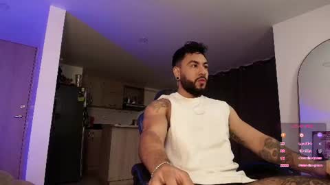 Snapshot of drake_jackson11 chatting on June 22, 11:07 am drake jackson11 online show from June 22, 11:07 am