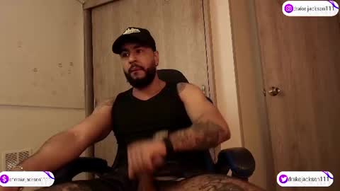 Snapshot of drake_jackson11 chatting on July 5, 11:06 am drake jackson11 online show from July 5, 11:06 am