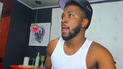 Snapshot of drake_nassir4 chatting on December 10, 1:11 am ---Drake--- online show from December 10, 1:11 am