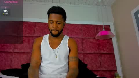 Snapshot of drake_nassir4 chatting on January 1, 4:18 pm ---Drake--- online show from January 1, 4:18 pm