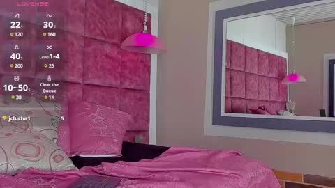 Snapshot of drake_nassir4 chatting on January 27, 5:48 pm ---Drake--- online show from January 27, 5:48 pm