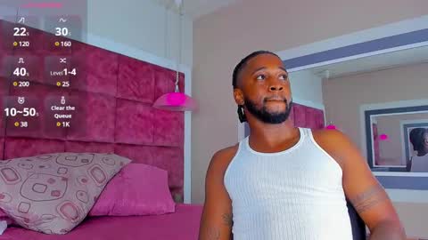 Snapshot of drake_nassir4 chatting on February 10, 6:20 am ---Drake--- online show from February 10, 6:20 am