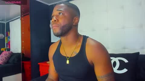 Snapshot of drake_nassir4 chatting on March 7, 2:23 pm ---Drake--- online show from March 7, 2:23 pm