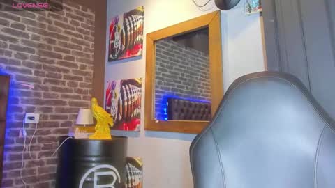 Snapshot of drake_nassir4 chatting on September 13, 6:08 pm ---Drake--- online show from September 13, 6:08 pm