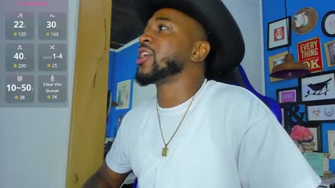 Snapshot of drake_nassir4 chatting on September 16, 1:28 am ---Drake--- online show from September 16, 1:28 am