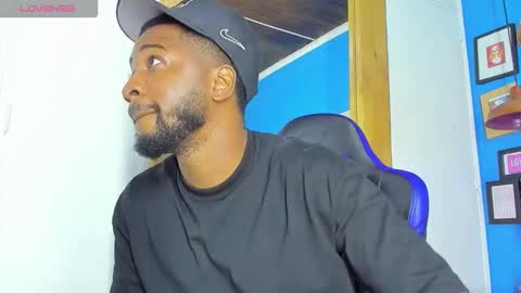 Snapshot of drake_nassir4 chatting on September 26, 10:47 pm ---Drake--- online show from September 26, 10:47 pm