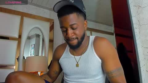 Snapshot of drake_nassir4 chatting on November 14, 2:49 pm ---Drake--- online show from November 14, 2:49 pm